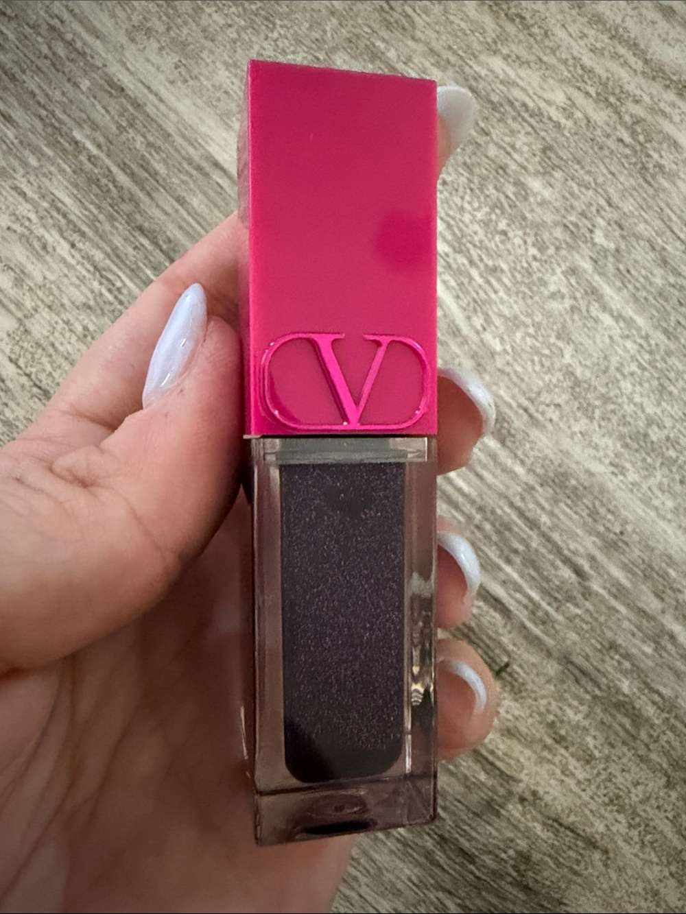 Valentino Liquid Lipstick with Hot Pink Cap and Deep Plum Shimmer 520r